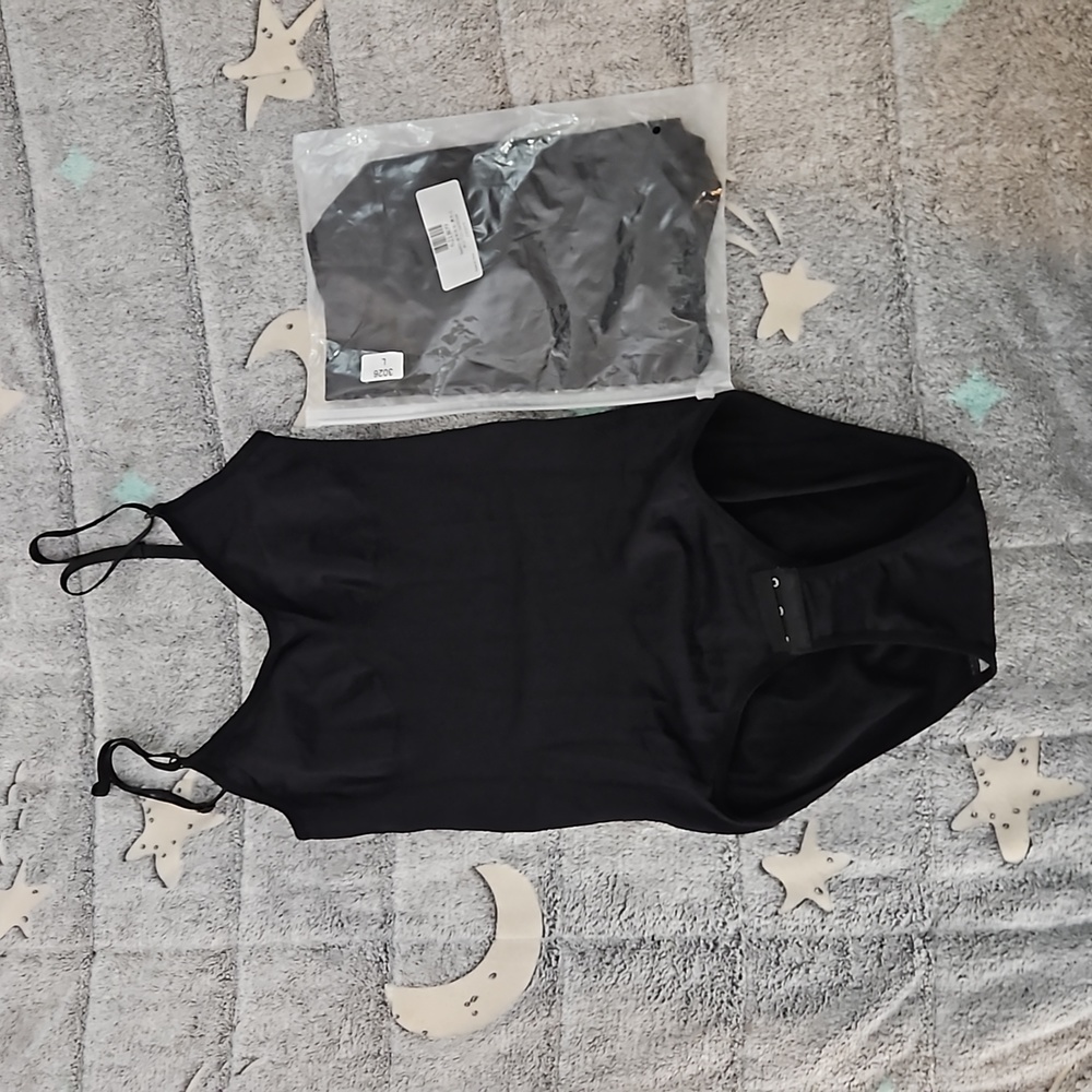 Black bodysuit shape wear